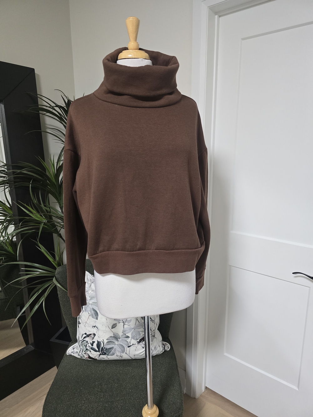Classic Brown Turtleneck Sweatshirt